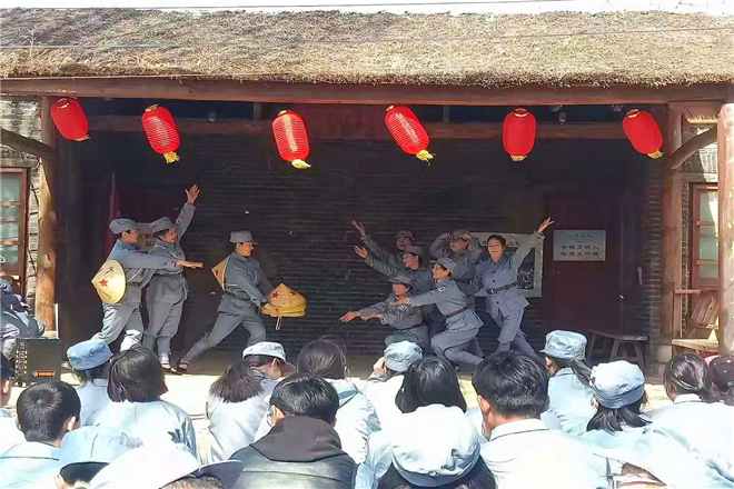 山东枣庄红色教育基地抱犊崮115师纪念园基地图片