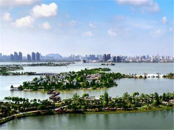 徐州红色教育基地周边景点:徐州云龙湖风景区简介 徐州红色教育基地周边景点:徐州云龙湖风景区简介